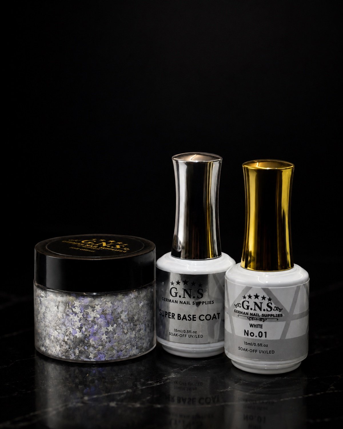 Gel, Base Coat und Glitter – Premium-Produkte im Nagelstudio Frankfurt